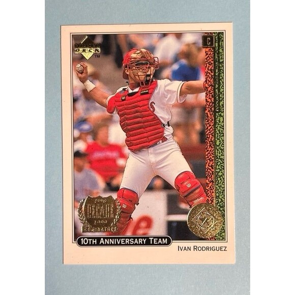 1998 Pudge Rodriguez Texas Rangers-Upper Deck 10th Anniversary Team card #x-12 - Picture 1 of 2